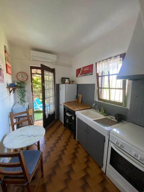 Studio Grotte Des Fees Hyères Exterior foto